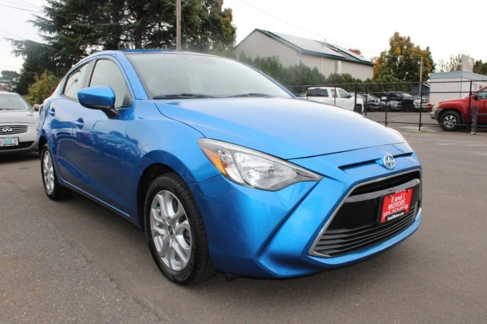 2016 Scion iA - Image 15 of 16