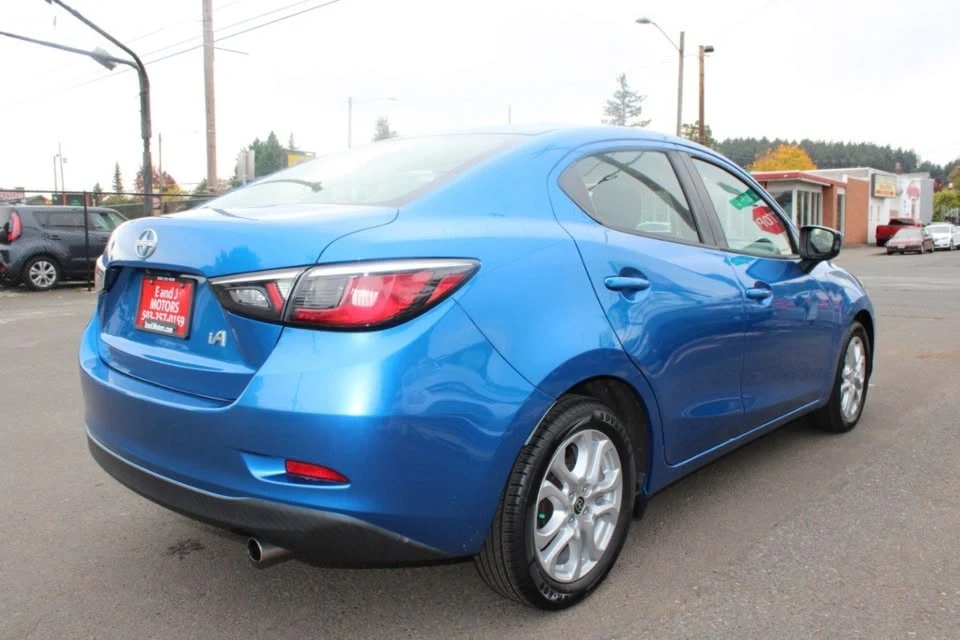 2016 Scion iA - Image 12 of 16
