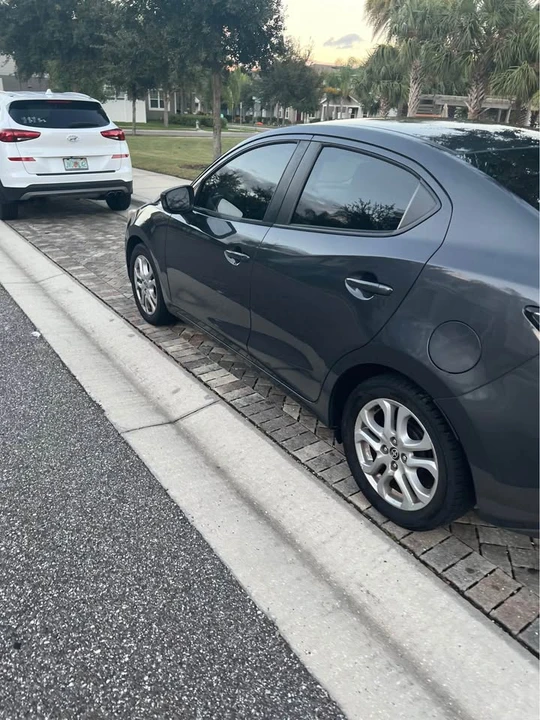 2016 Scion iA - Image 5 of 10