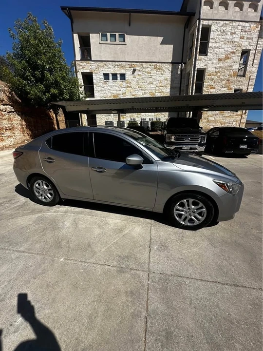 2016 Scion iA - Image 4 of 10
