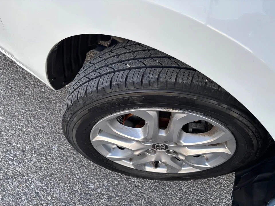2016 Scion iA - Image 16 of 20