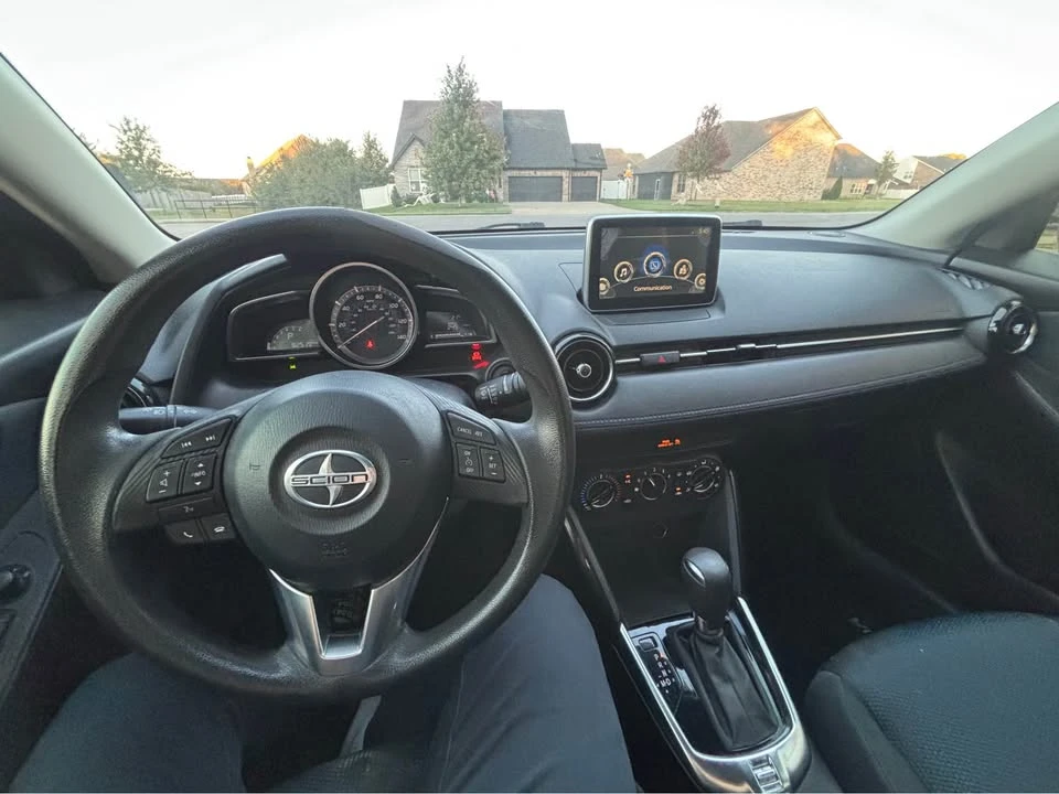 2016 Scion iA - Image 10 of 15
