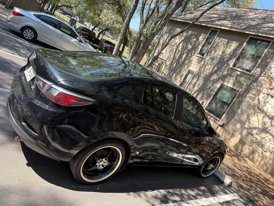 2016 Scion iA - Image 10 of 12
