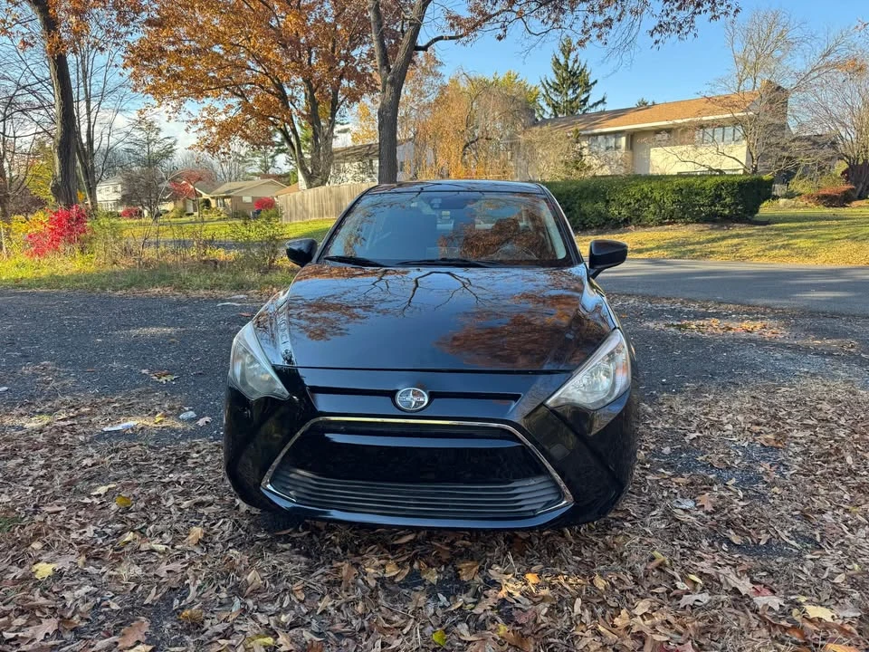 2016 Scion iA - Image 5 of 8