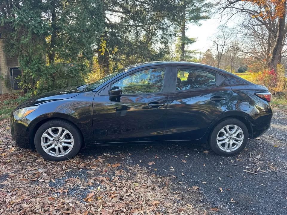 2016 Scion iA - Image 4 of 8