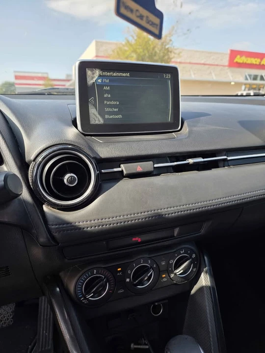 2016 Scion iA - Image 8 of 10