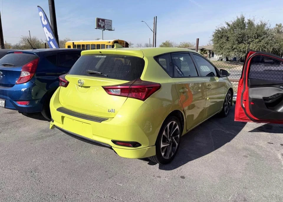 2016 Scion iA - Image 4 of 4