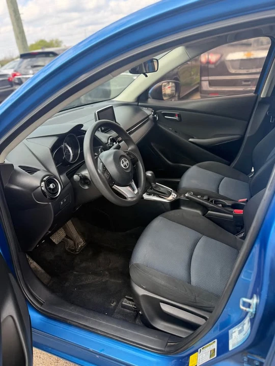 2016 Scion iA - Image 9 of 14