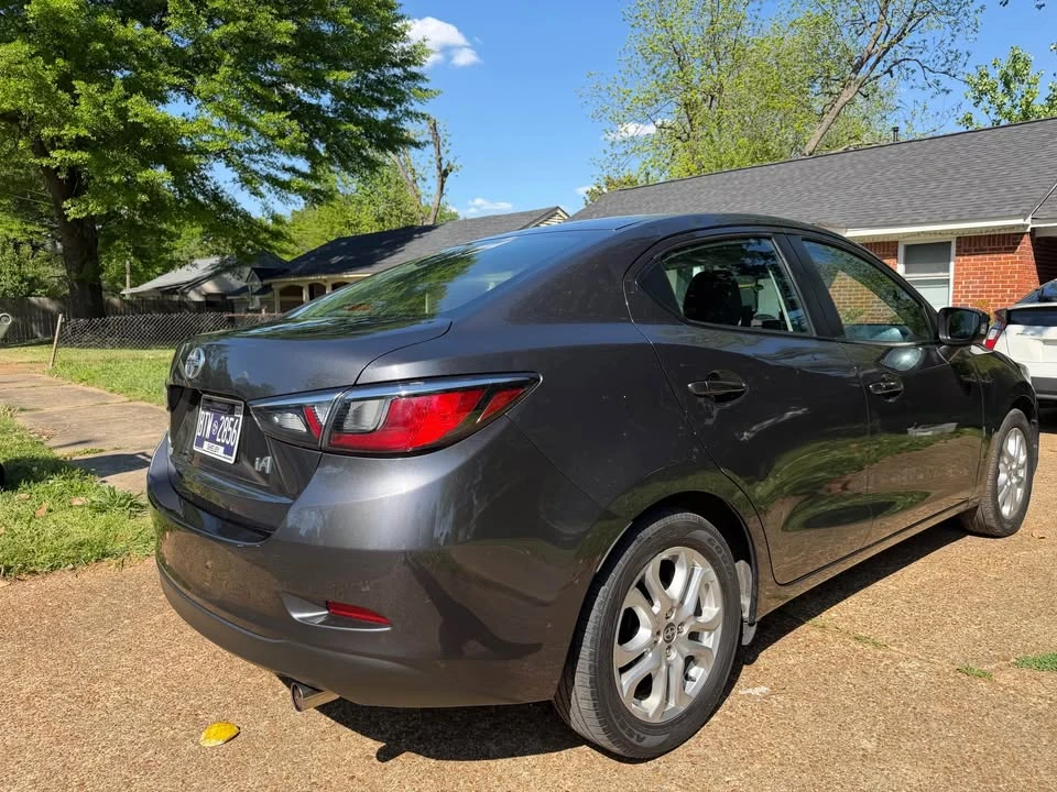2016 Scion iA - Image 4 of 8