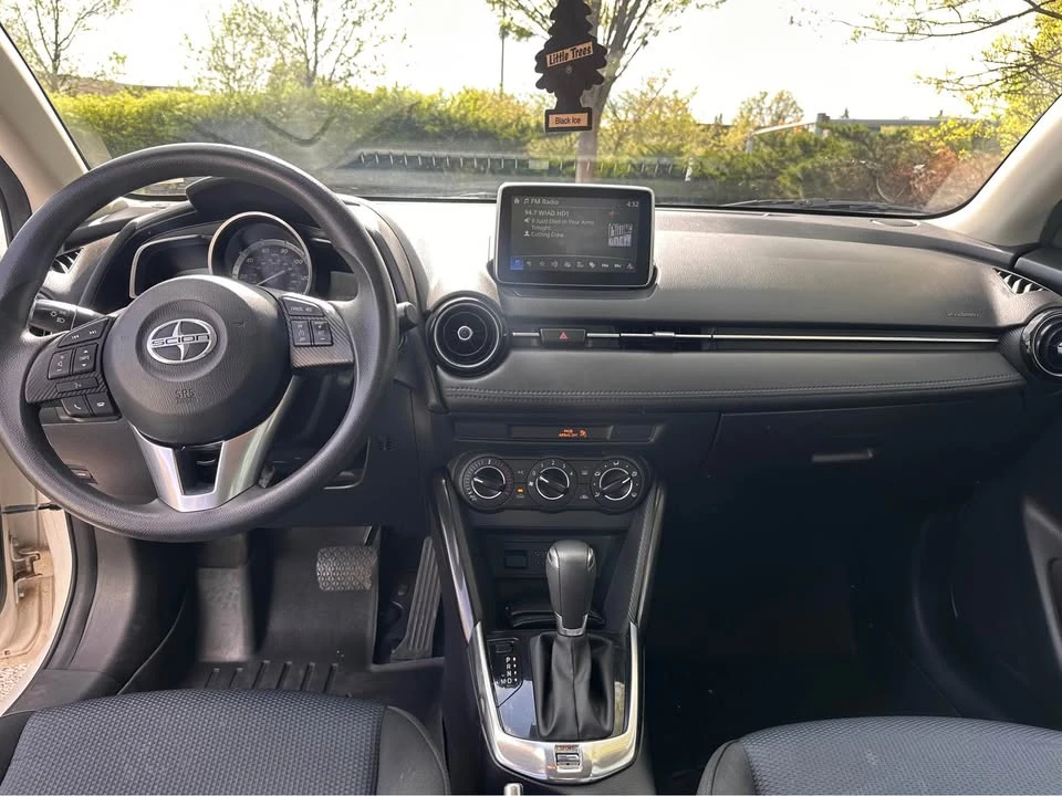 2016 Scion iA - Image 10 of 18