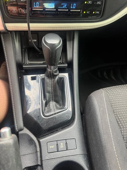 2016 Scion iM - Image 5 of 13