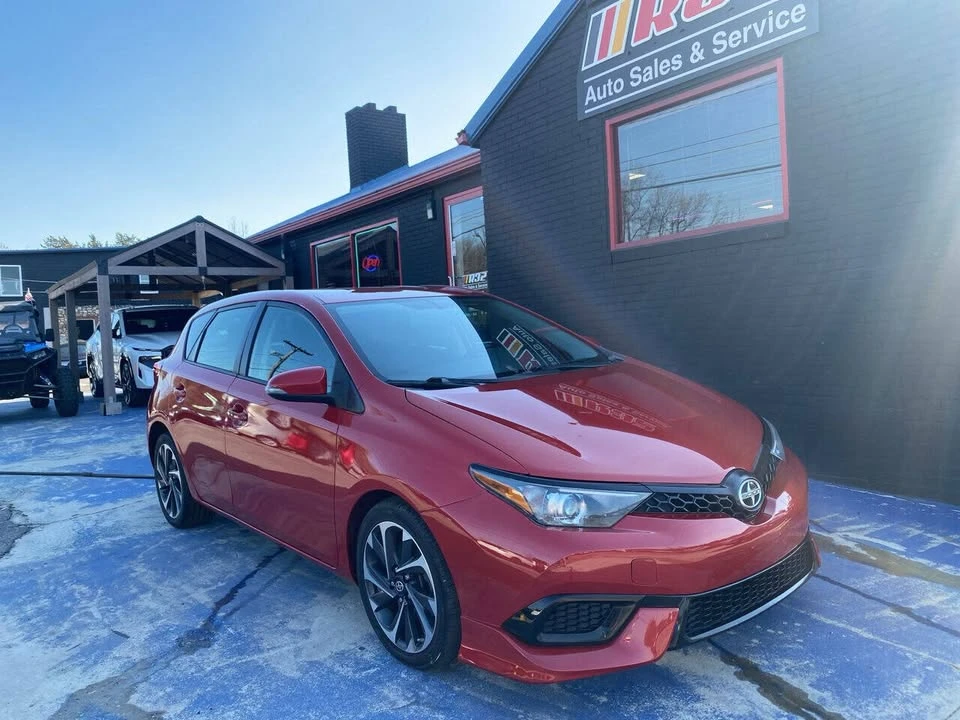 2016 Scion iM - Image 2 of 14