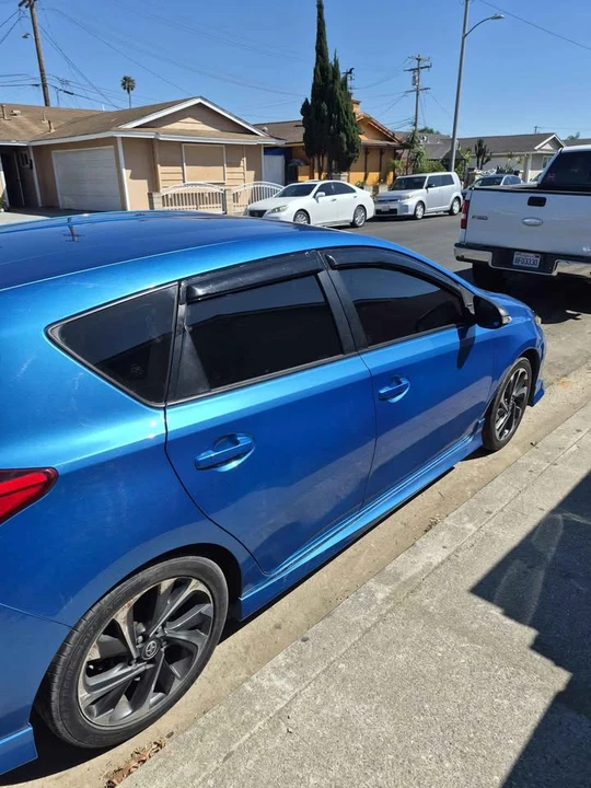 2016 Scion iM - Image 3 of 4