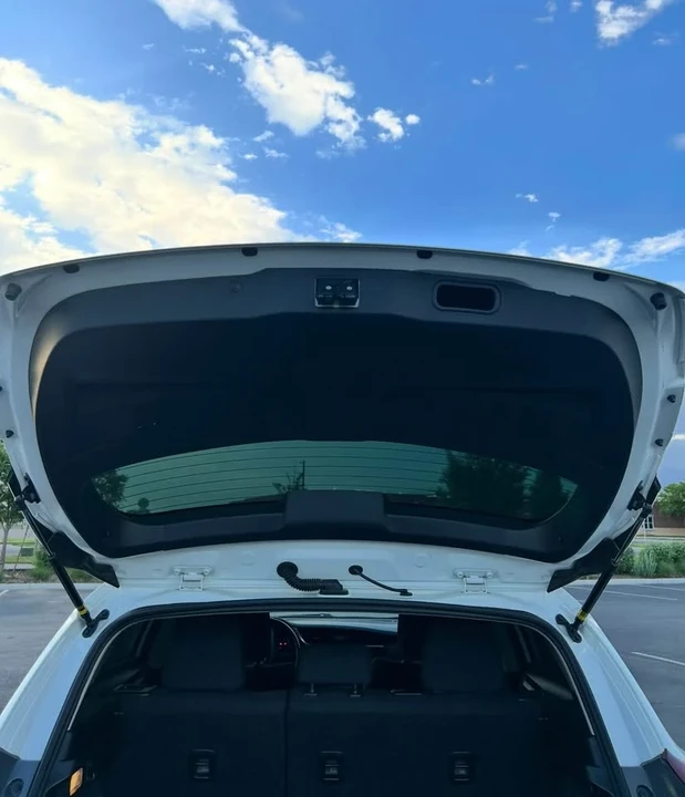 2016 Scion iM - Image 5 of 8