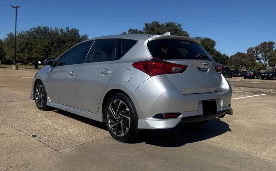 2016 Scion iM - Image 10 of 12