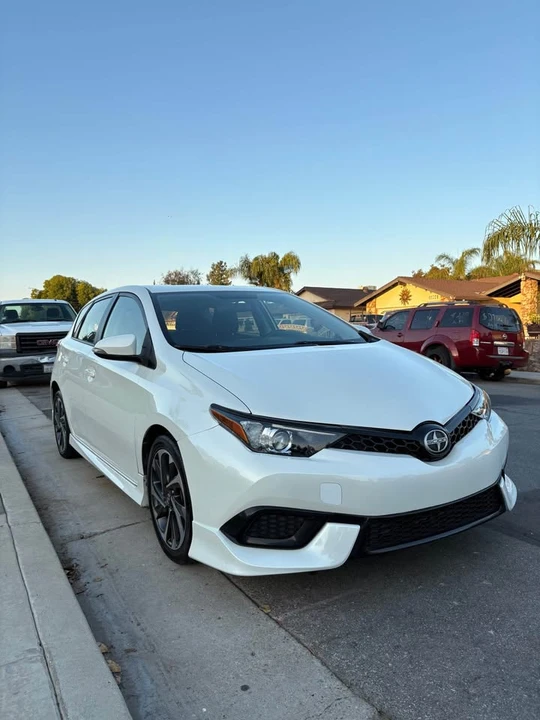 2016 Scion iM - Image 2 of 13