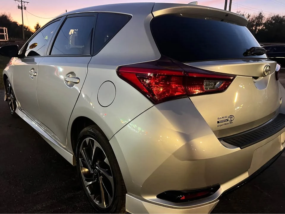 2016 Scion iM - Image 9 of 13