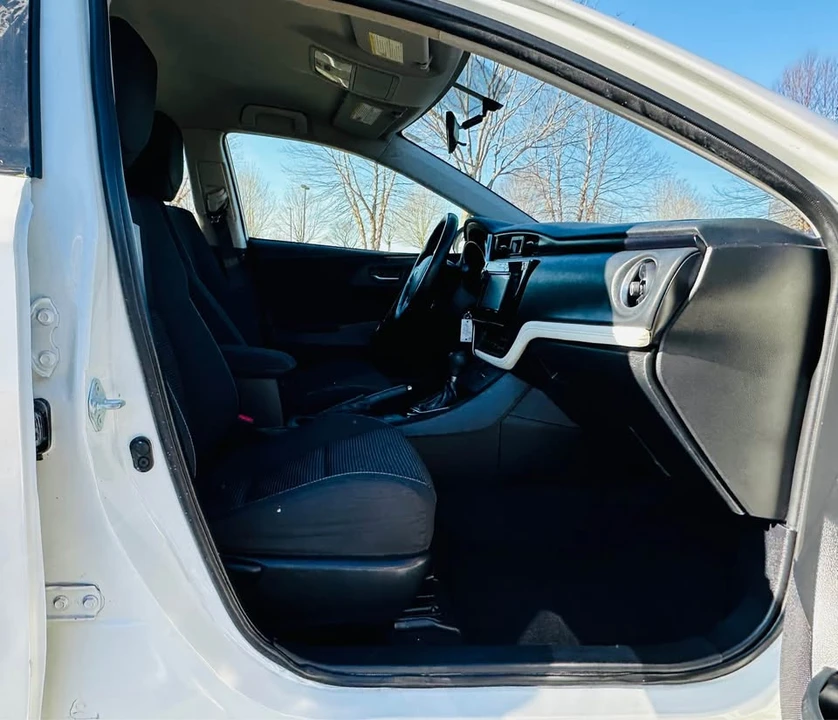 2016 Scion iM - Image 7 of 9