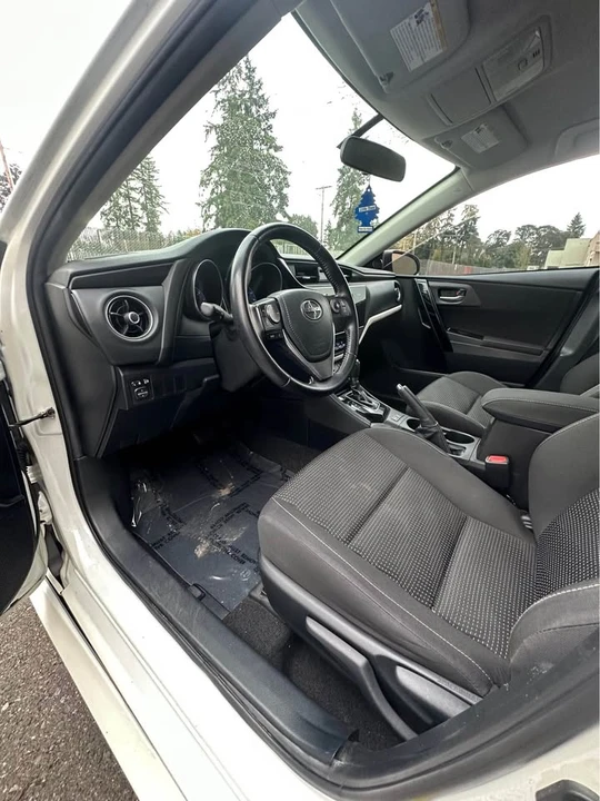 2016 Scion iM - Image 9 of 19