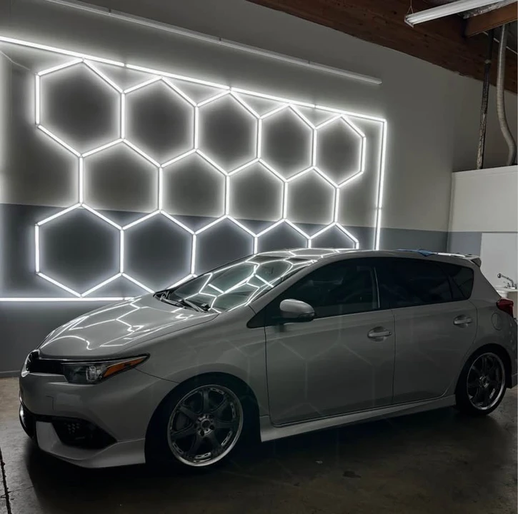 2016 Scion iM - Image 11 of 11