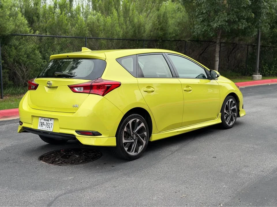 2016 Scion iM - Image 5 of 13