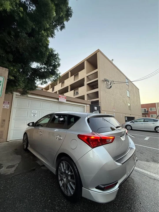 2016 Scion iM - Image 8 of 19