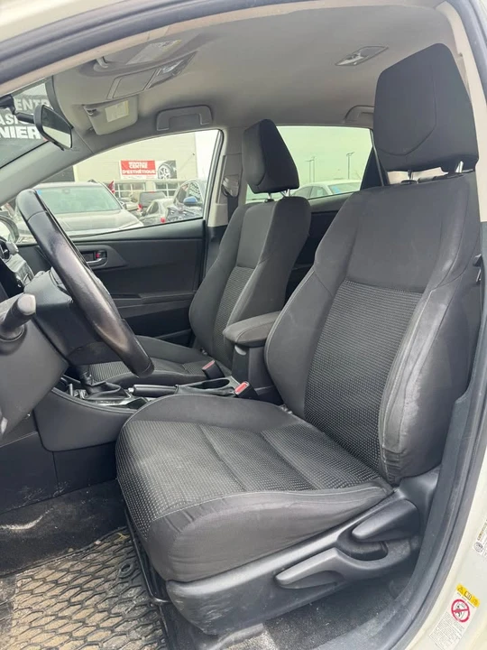 2016 Scion iM - Image 8 of 15