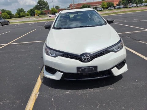 2016 Scion iM - Image 8 of 15