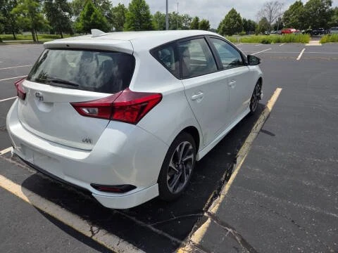 2016 Scion iM - Image 5 of 15