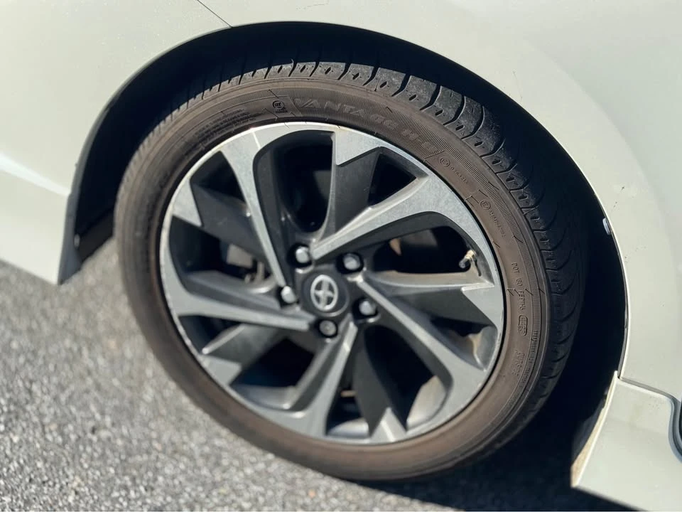 2016 Scion iM - Image 8 of 19