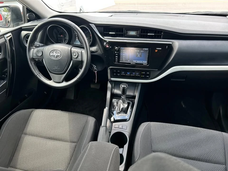 2016 Scion iM - Image 11 of 20
