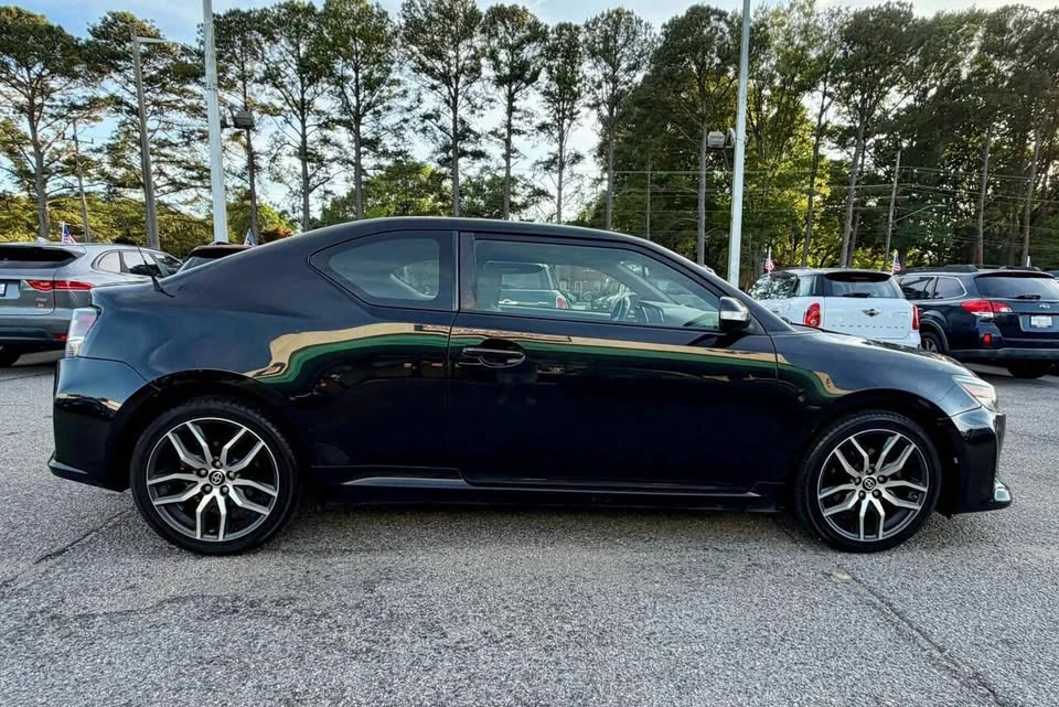 2016 Scion tC - Image 7 of 18