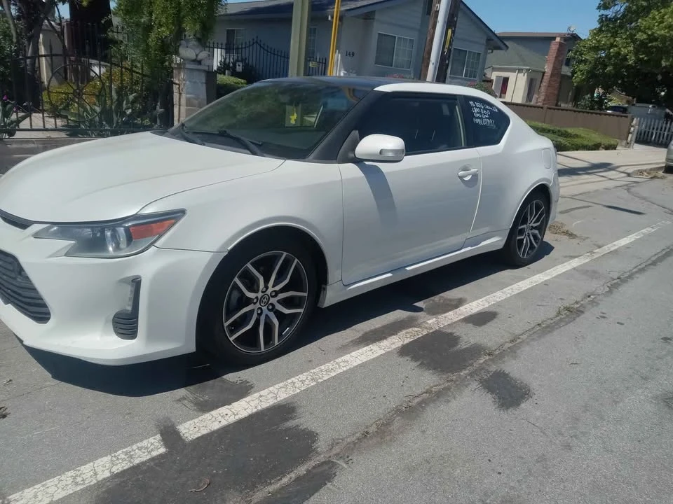 2016 Scion tC - Image 2 of 5