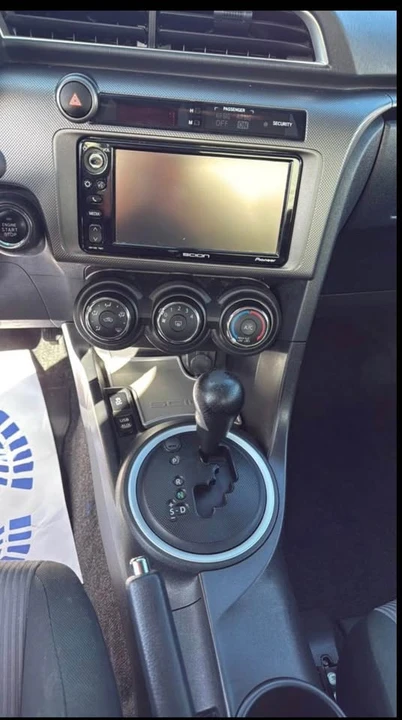 2016 Scion tC - Image 12 of 15