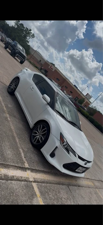 2016 Scion tC - Image 5 of 11