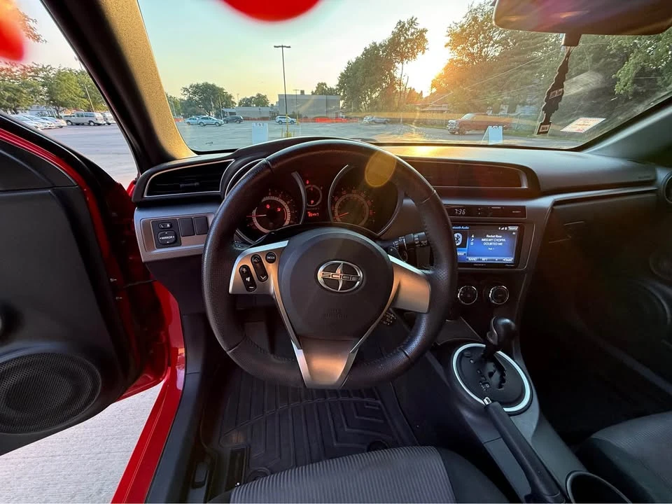 2016 Scion tC - Image 8 of 15