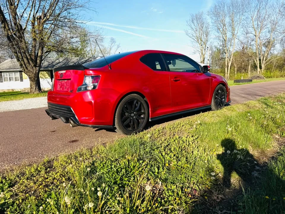 2016 Scion tC - Image 9 of 18
