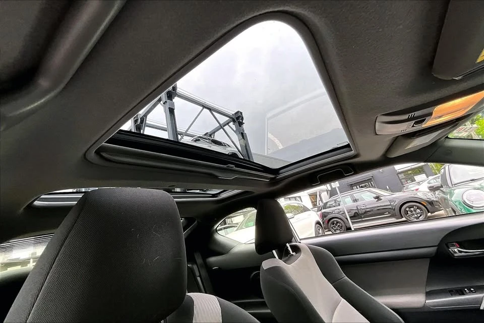 2016 Scion tC - Image 9 of 20