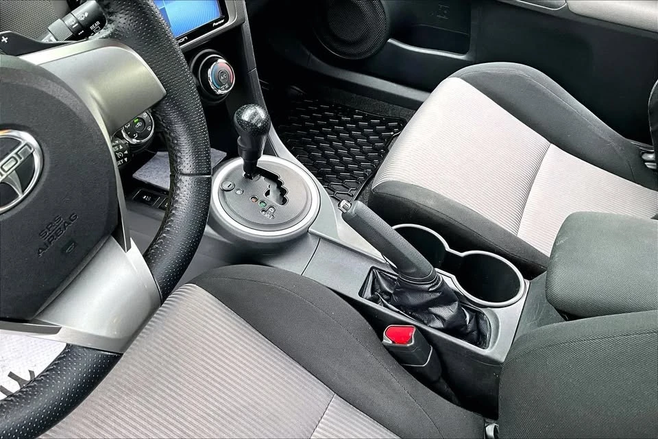 2016 Scion tC - Image 12 of 20