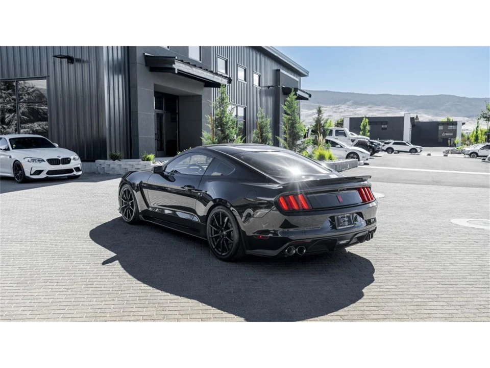 2016 Shelby GT350 - Image 2 of 20