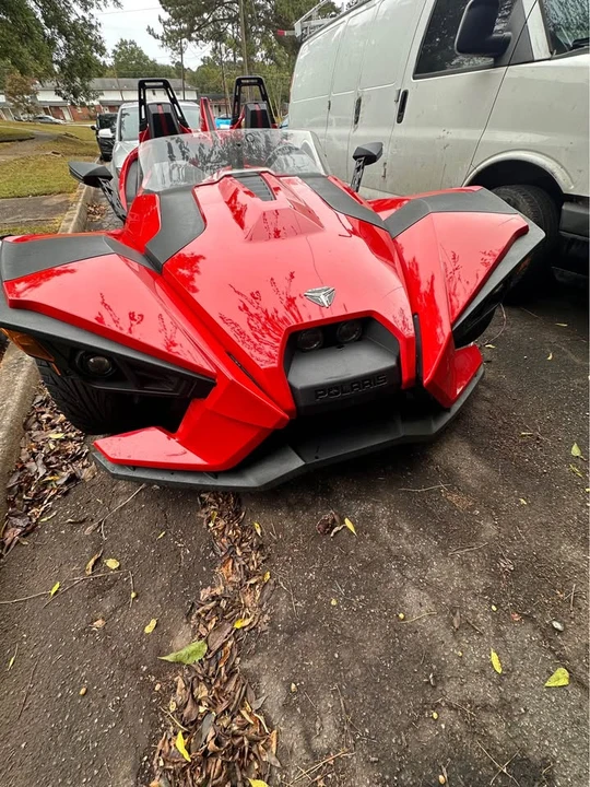 2016 Polaris Slingshot - Image 3 of 4