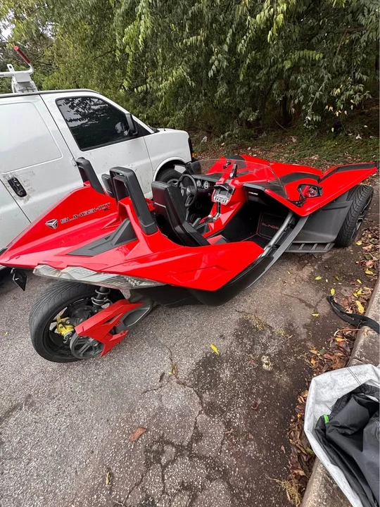 2016 Polaris Slingshot - Image 4 of 4