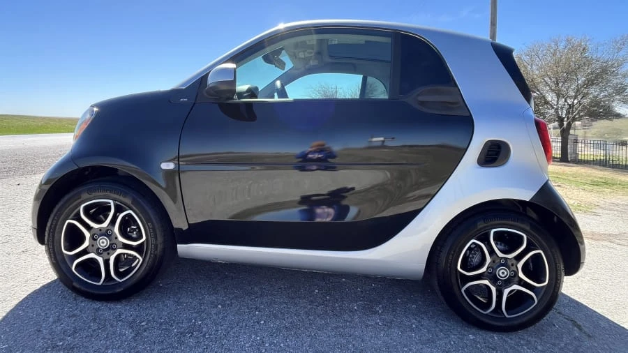 2016 Smart Fortwo 3rd Gen - Image 2 of 6