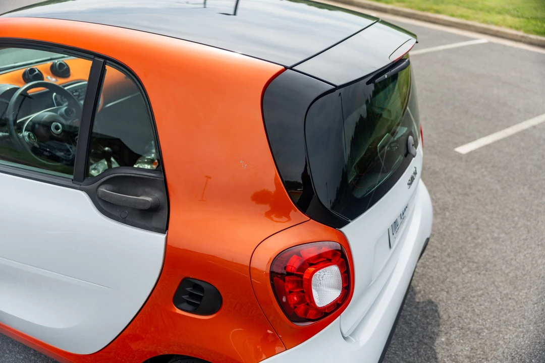2016 Smart Fortwo 3rd Gen - Image 29 of 31