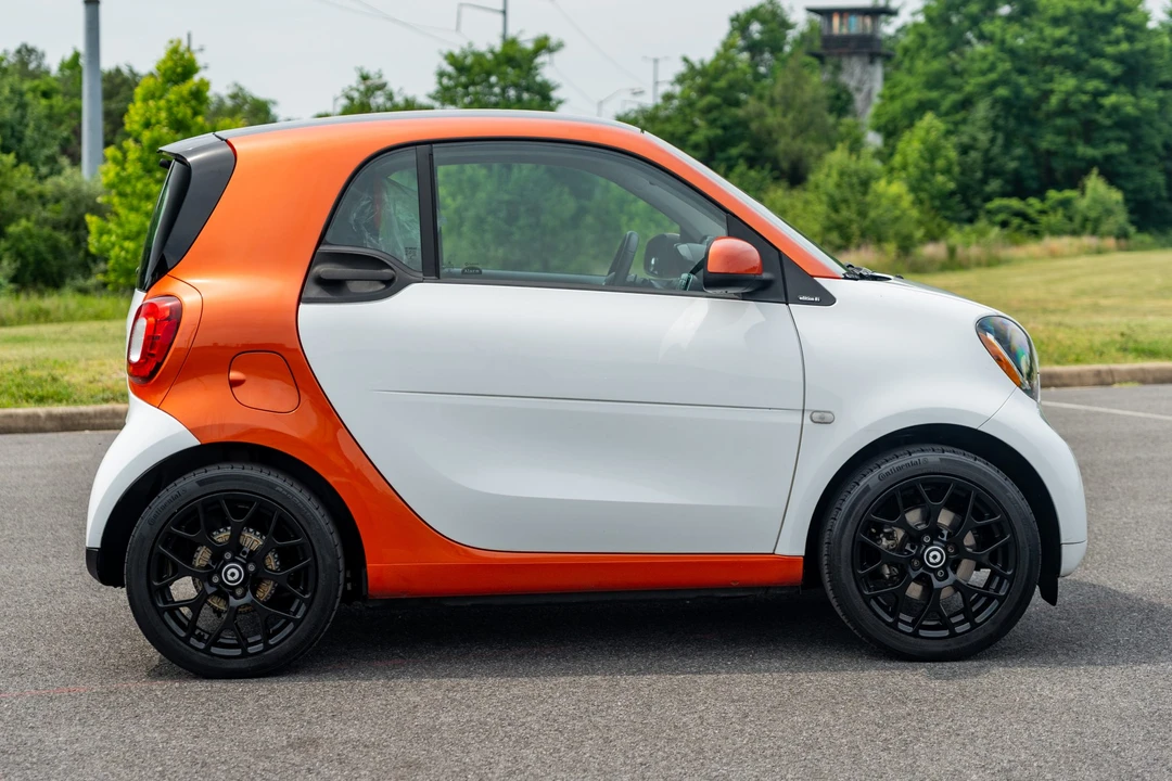 2016 Smart Fortwo 3rd Gen - Image 3 of 31