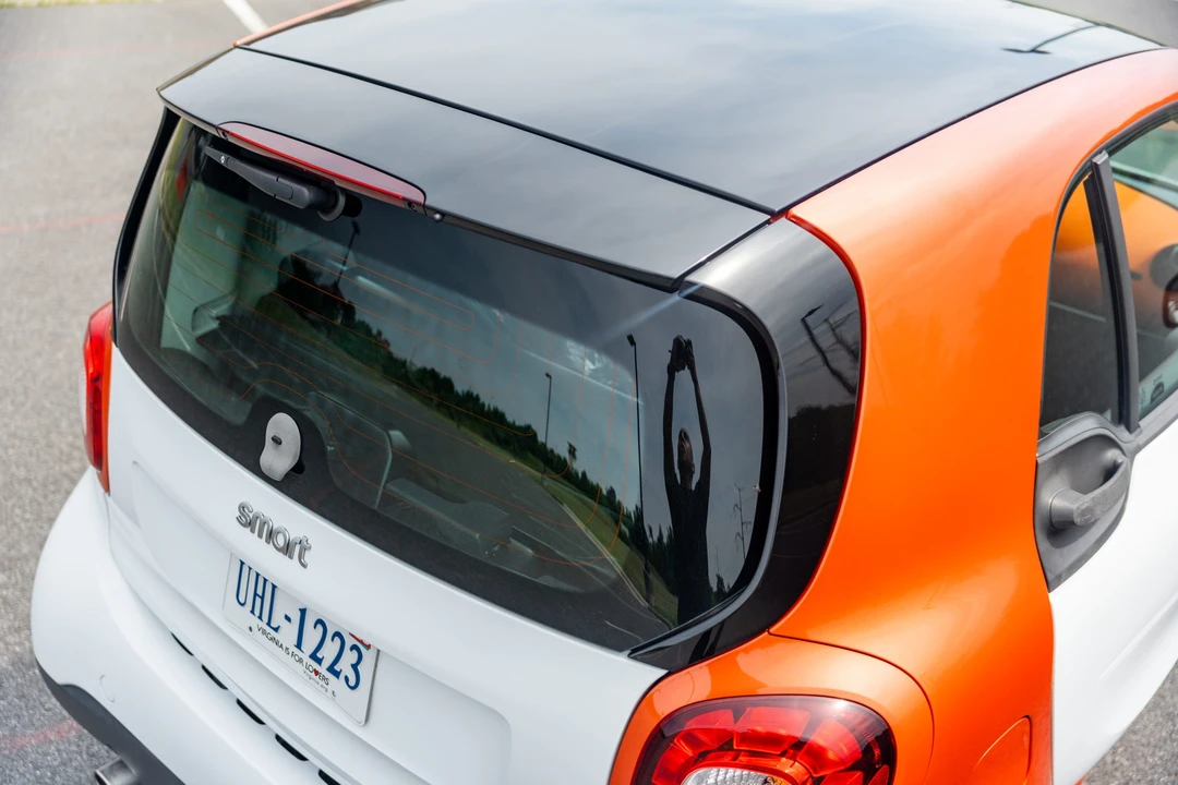2016 Smart Fortwo 3rd Gen - Image 28 of 31