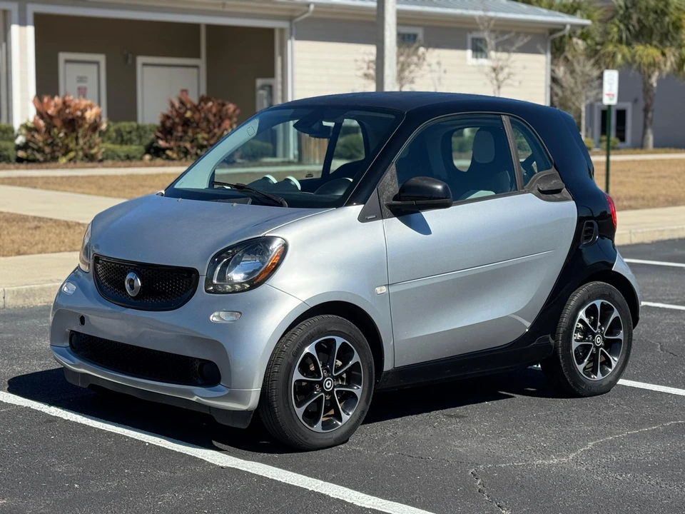 2016 Smart Fortwo 3rd Gen - Image 16 of 31