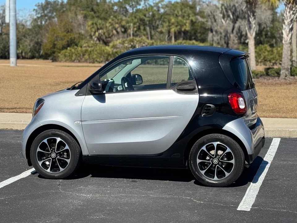 2016 Smart Fortwo 3rd Gen - Image 31 of 31
