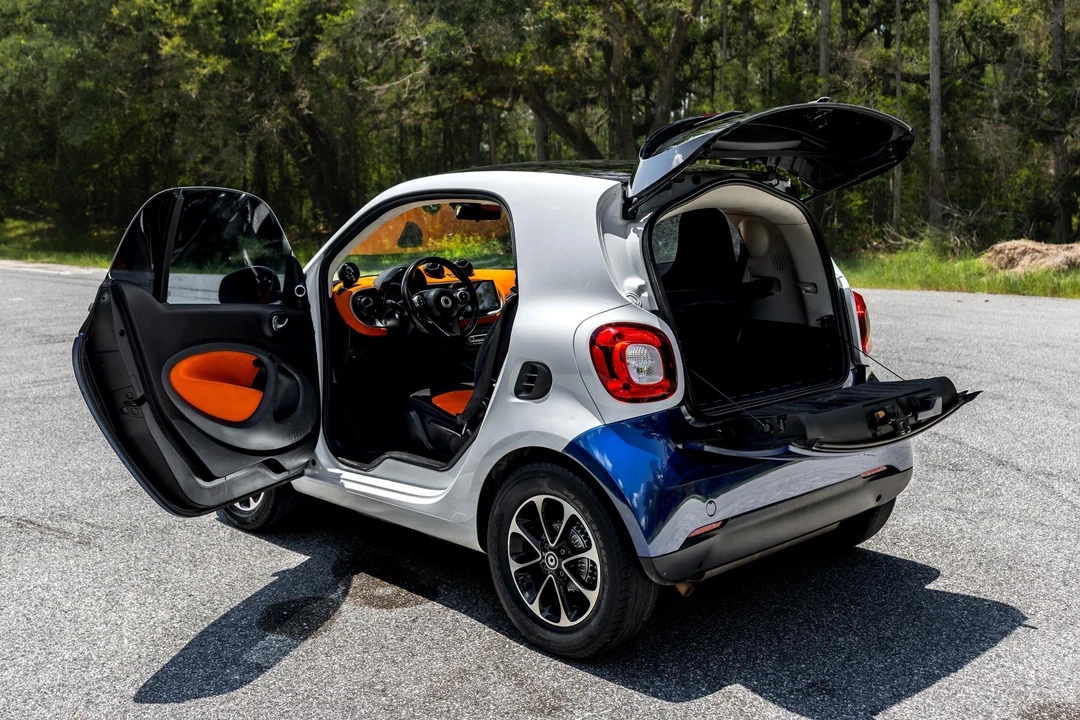2016 Smart Fortwo 3rd Gen - Image 31 of 31