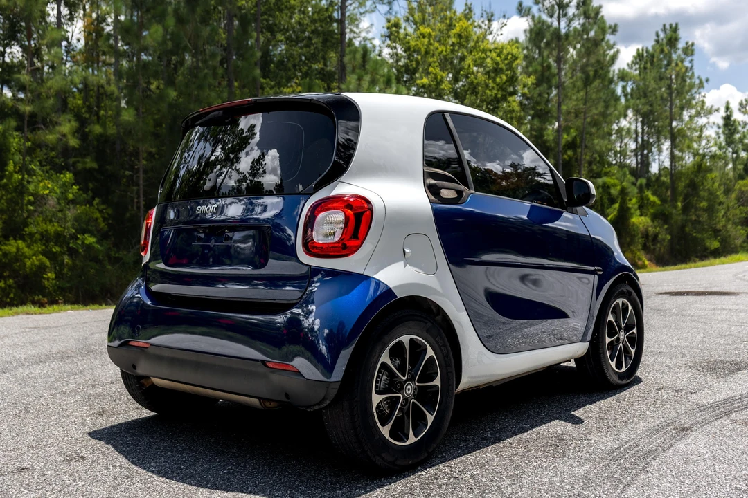 2016 Smart Fortwo 3rd Gen - Image 16 of 31